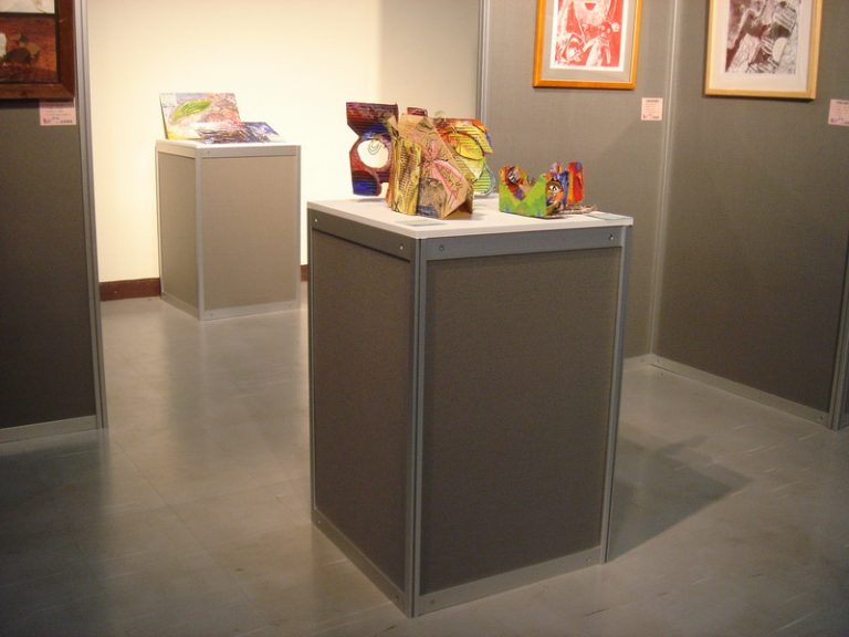 展示/拍賣/珠寶/鈦金/陳列櫃類