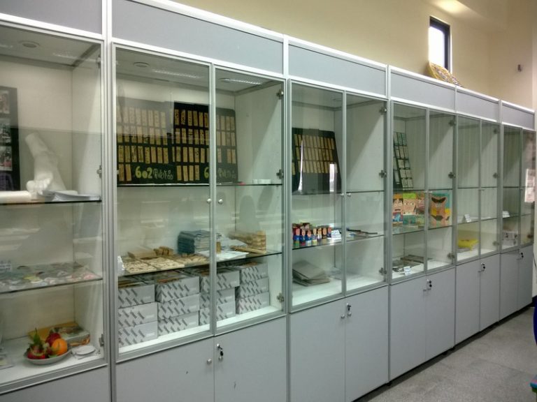 展示/拍賣/珠寶/鈦金/陳列櫃類