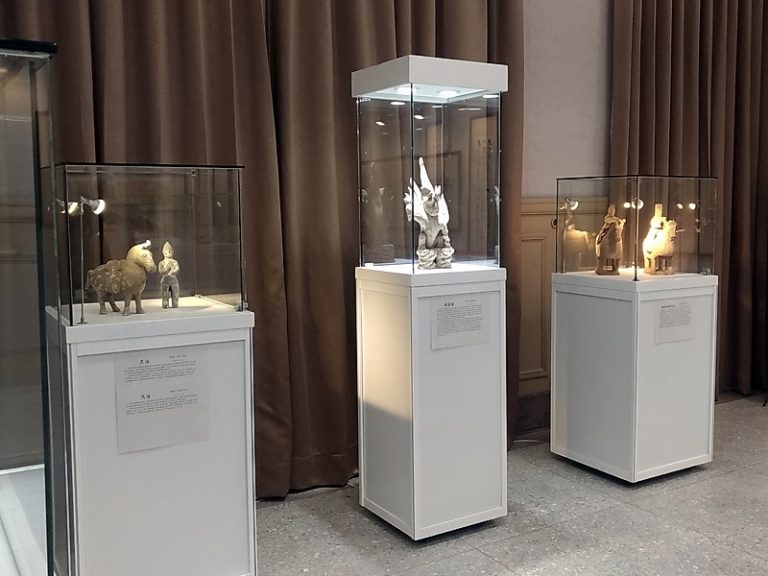 展示/拍賣/珠寶/鈦金/陳列櫃類